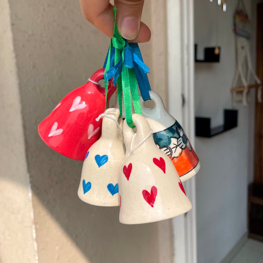 Set of 5 assorted ceramic bells