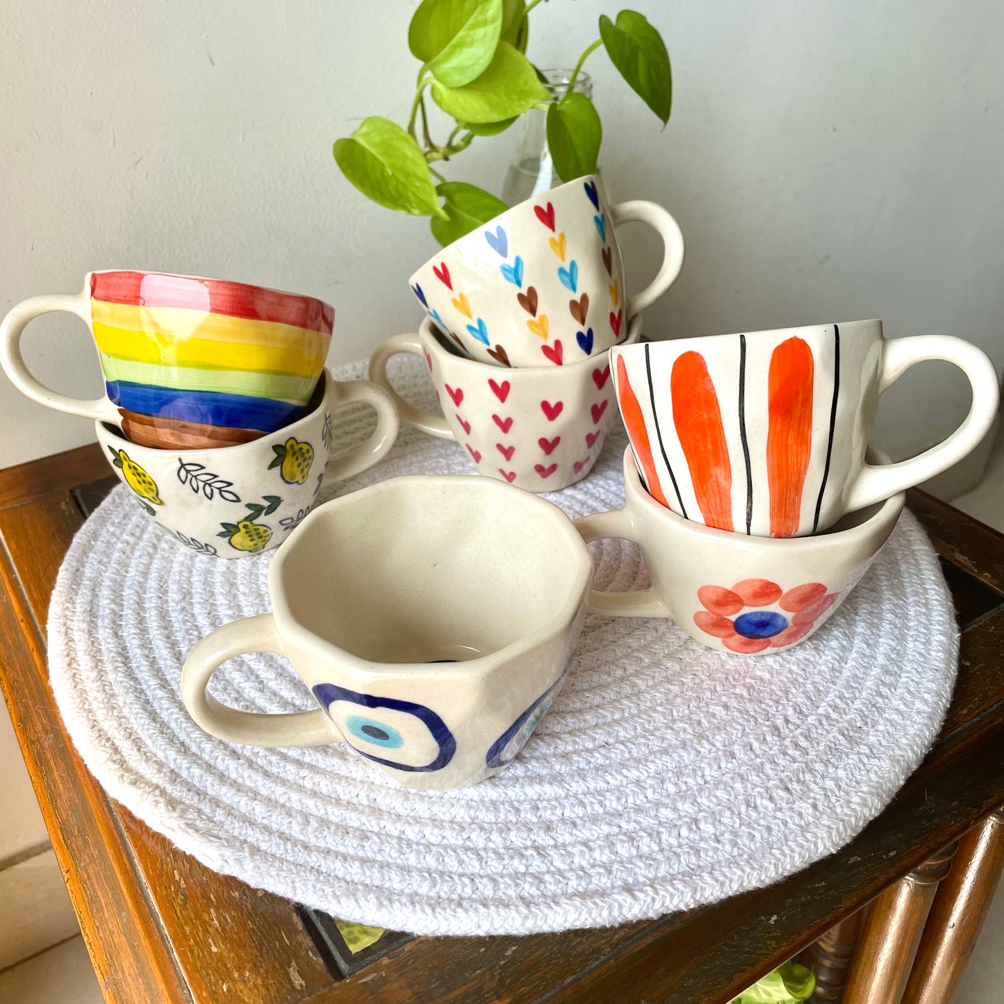 Set of 7 handpainted cups at the price of 6