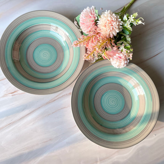 Green grey spiral pasta plate